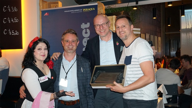 Récompenses aux 4es Innovations Days de Peraqua avec Wolfgang Irndorfer