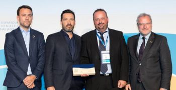 Un produit innovant palliant le problème de sur-stabilisation en piscine remporte le Trophée de l’Innovation à Piscina & Wellness Barcelone