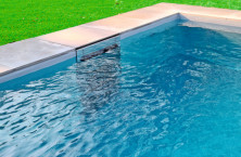 Horner Swim, la piscine monocoque intègrant une turbine de nage à contre-courant