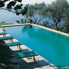 Laghetto lance la piscine à débordement Bluespring