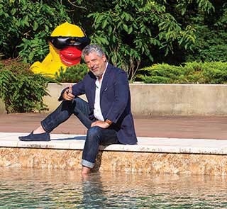 Thierry D'Ayzers, en compagnie du célèbre Derby Duck