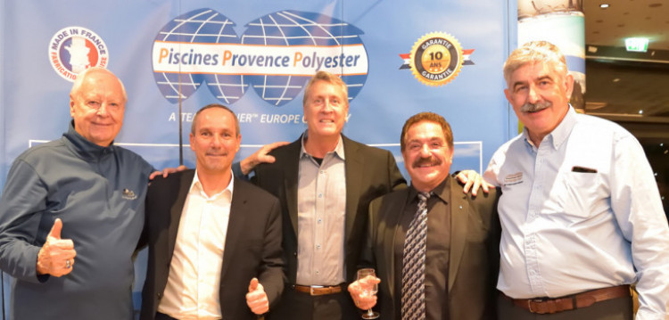  double anniversaire des 50 ans de Team Horner et de Piscines Provence Polyester
