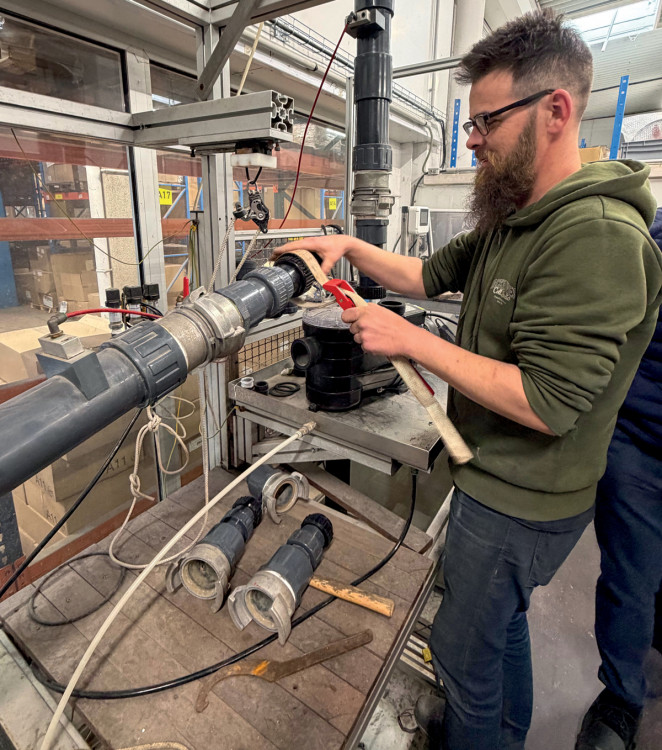 Reportage site production ACWA test hydraulique