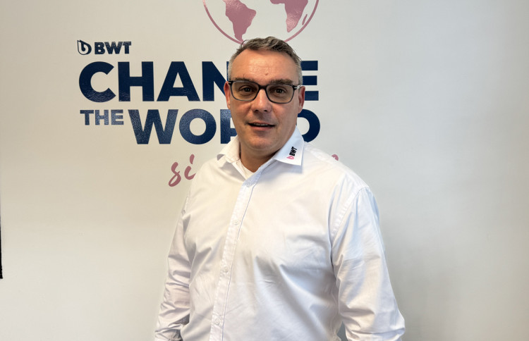 C&eacute;dric Delacotte, Directeur national des ventes