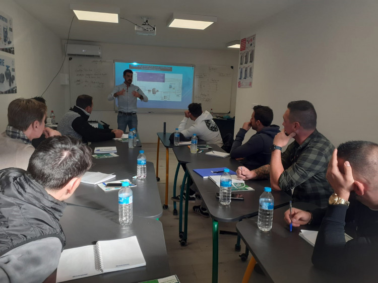 Une des salles de cours CAP Formation Piscine