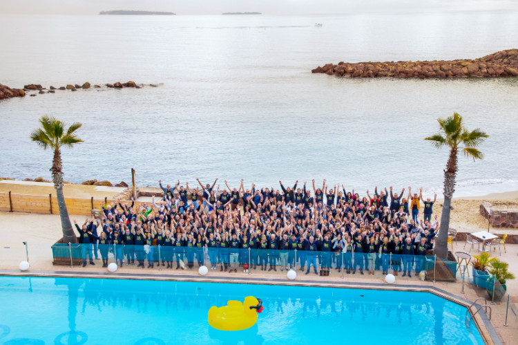 250 participants au congrès d'Everblue au Pullman de Cannes Mandelieu