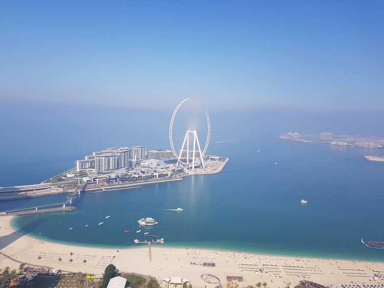 Grande roue de Dubai en mer