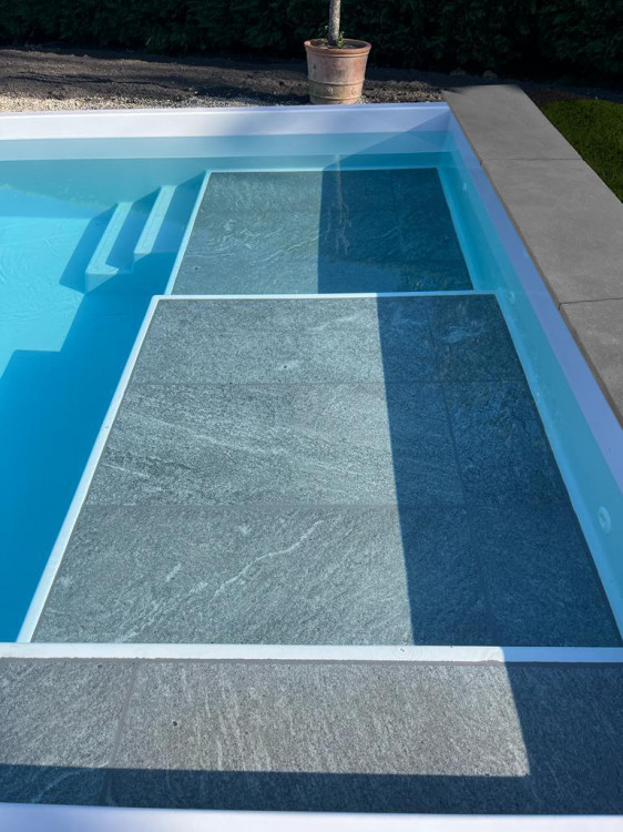 Piscine l'Étonnante