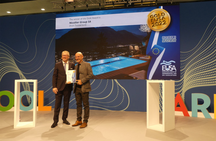 Gold EUSA Award Piscine de Nuit Nicollier Group et Bert Granderath