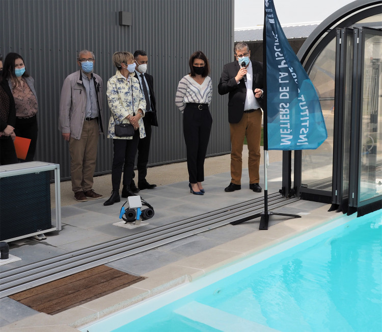 Piscine avec abri à l'ISMP Vendée CFA Piscine