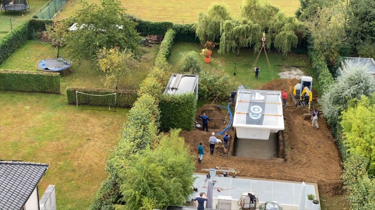 installation piscine monocoque vinylester LPW Pools