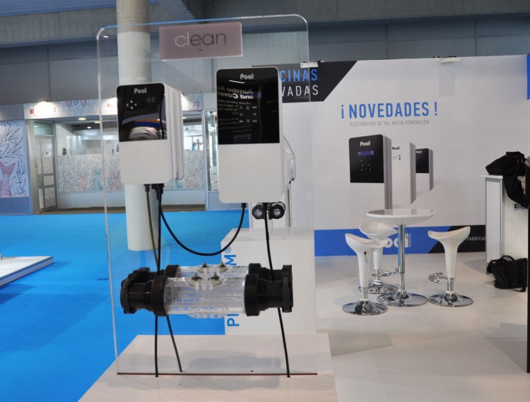 Nouvelle génération électrolyseurs Natural Pool stand Pool Technologie Piscina & Wellness 2019