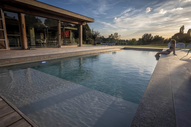 piscine traitée avec le système Vitii d'ocedis