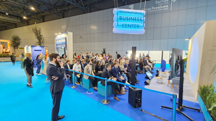 Business meetings Business meetings Piscina 2025