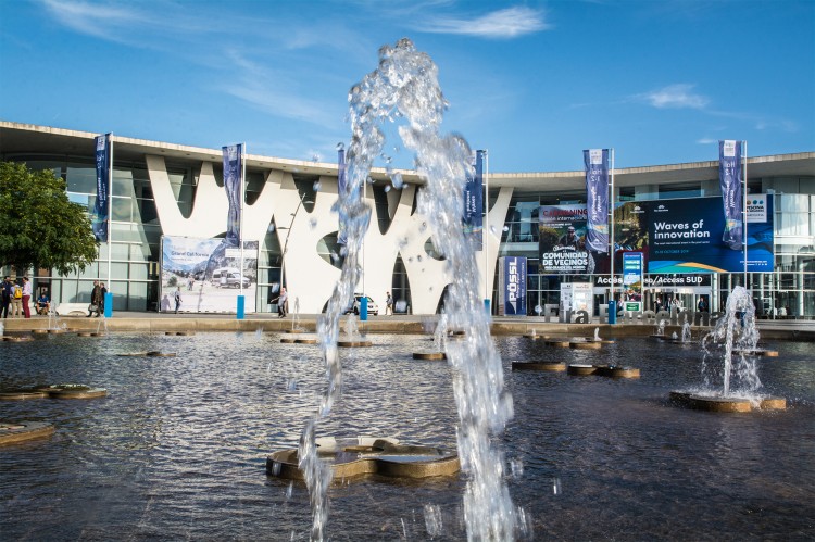 Entry of Gran Via - Piscina and Wellness Barcelona 2019