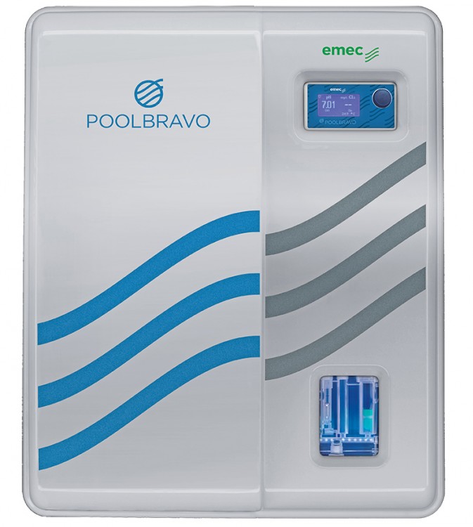 Appareil PoolBravo d'Emec pour la gestion du traitement de l'eau en piscine dosage 