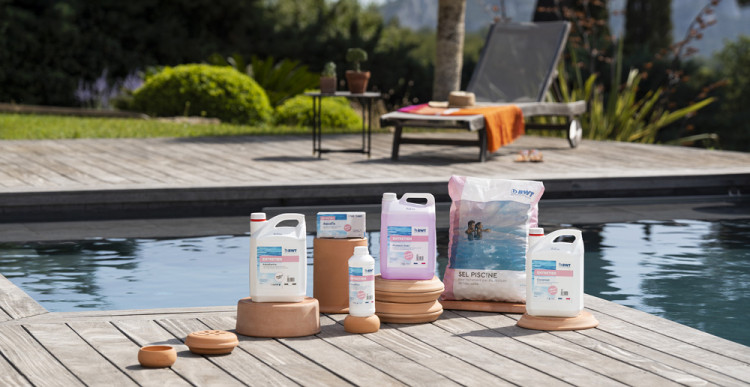 Gamme de produits de traitement de l'eau de BWT Pool Products