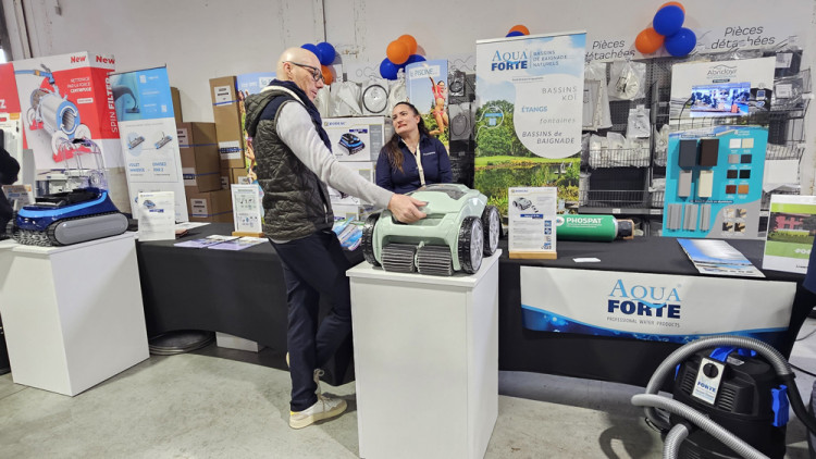 Stand d'Aqua Forte aux 'Rendez-Vous Portes Ouvertes' Fluidra Pro Center 