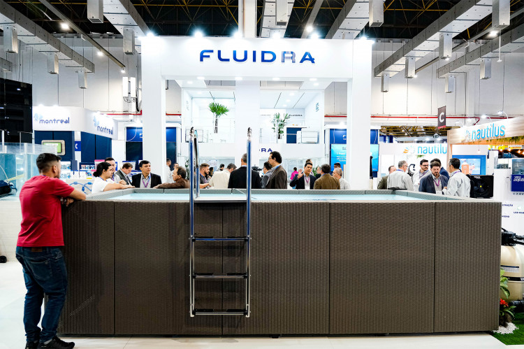 Piscines Laghetto on Fluidra stand Expolazer Brazil 2022