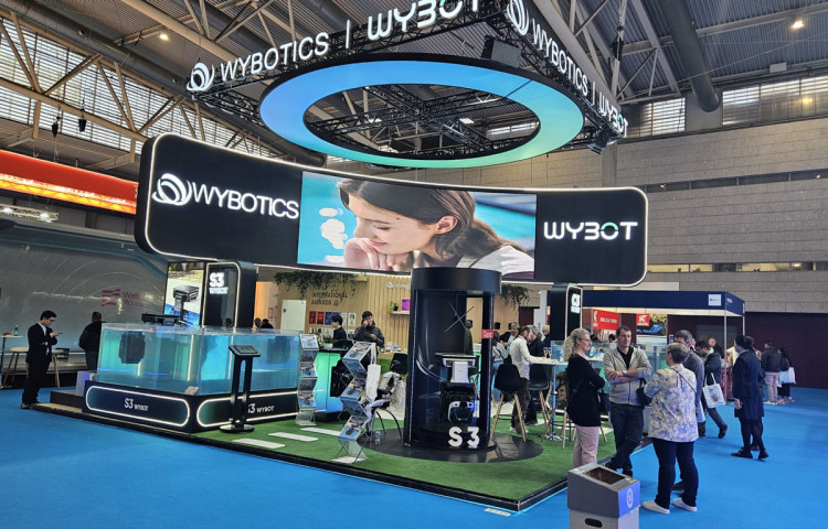 Stand de Wybotics &agrave; Piscine Barcelona 2025