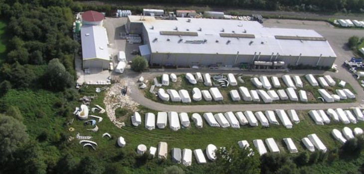 Produktionsstätte von Piscine Provence Polyester