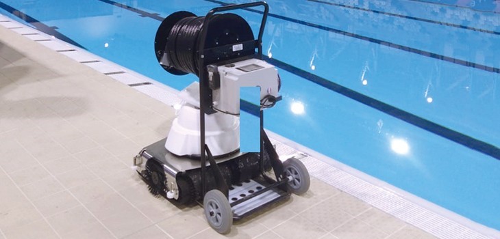 Robot Chrono d'Hexagone lors des Jeux Panaméricains de Lima piscine olympique