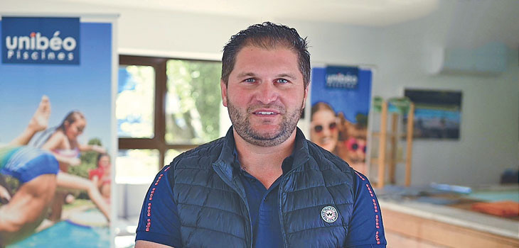 Sébastien Primeran, piscinier indépendant, partenaire d’Unibéo Piscines