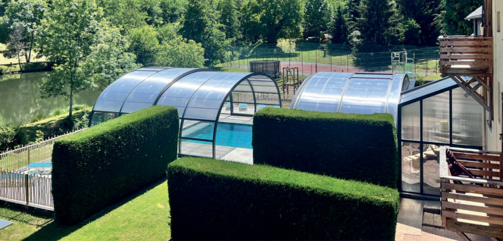 abri,piscine,vegametal,by,fluidra,transforme,espace,aquatique,residences,domes