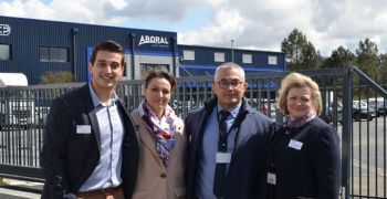 ABORAL Piscines inaugure sa nouvelle usine de fabrication de piscines coques polyester