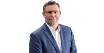 john,watwood,president,directeur,general,poolcorp,scp,europe