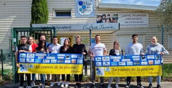 Le convoi de la piscine en route pour la Roumanie