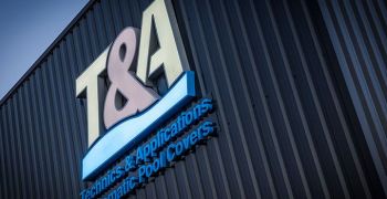 T&A feiert sein 25-jähriges Bestehen als Hersteller automatischer Poolabdeckungen