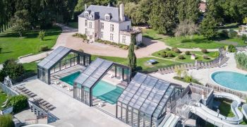 abris,piscine,venus,pour,couvrir,beaux,espaces,aquatiques