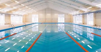 È finita la revisione della norma UNI 10637 sul trattamento acqua delle piscine pubbliche