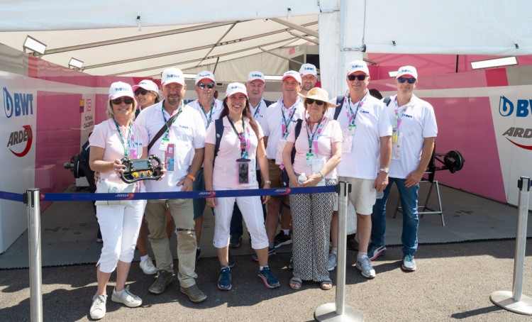 visite des paddocks formule 1 et 2 clients Procopi Castellet