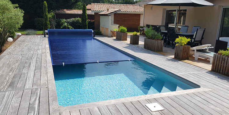 Volet piscine hors-sol lames polycarbonate Azenco Pro fabricant français