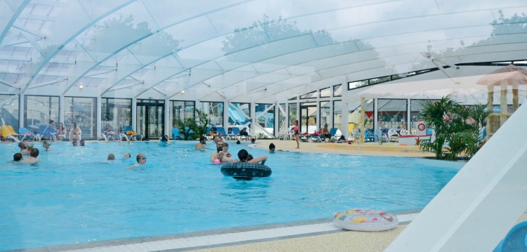 Piscine couverte de plus de 600 m2