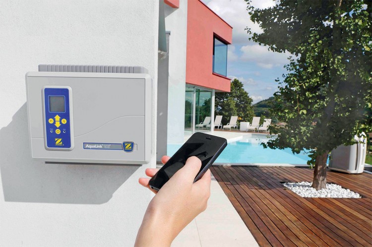 AquaLink de Zodiac connexion équipements piscine et controle