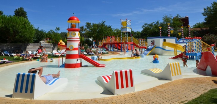 aire jeux aquatiques camping le sérignan plage piscine traitee generateur chlore in situ pure chlore