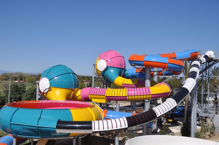 Toboggan piscine Edsun Camping Soleil de Méditerranée