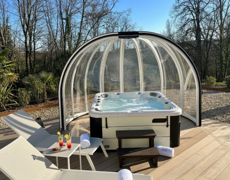 abri de spa Sfera ouvert abri de spa Sfera ouvert Abrisol