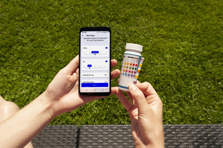 bandelettes analyse eau piscine application mobile blue connect