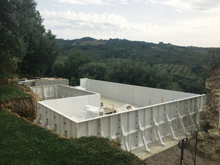 Piscine Rock Pool en construction Carobbio