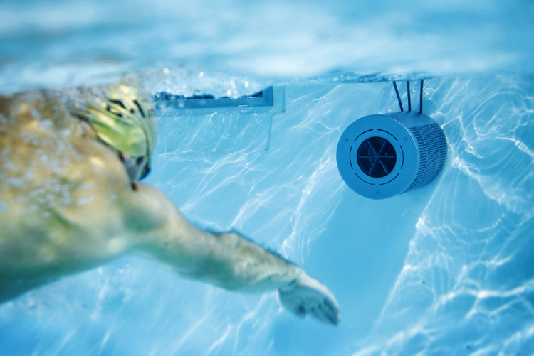 EVAstream nage à contre-courant compacte et puissante en piscine EVA OPTIC