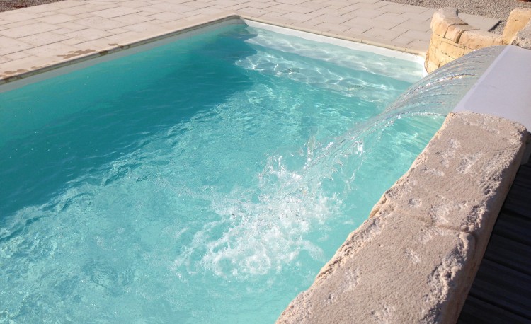 Piscine revêtement étanchéité membrane PVC Pearl blanc Elbtal Plastics