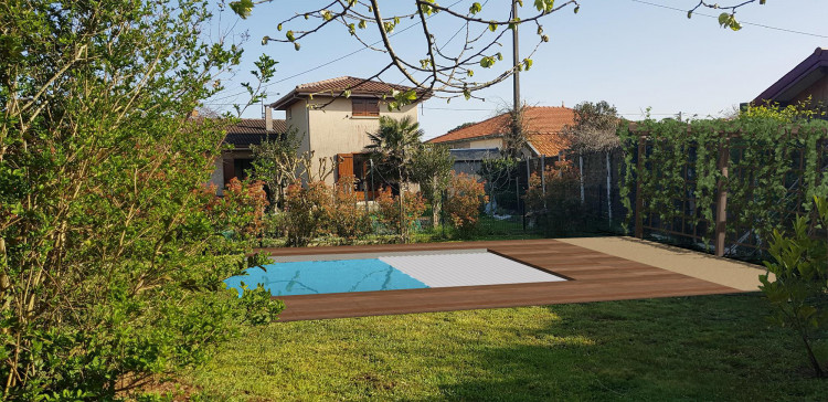 Photo avec piscine intégrée dans jardin logyconcept3D logiciel Logyline