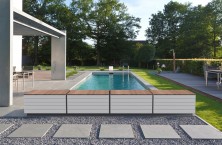 ZEN'IT, the bench-chest from ASTRALPOOL, to house the automatic pool cover