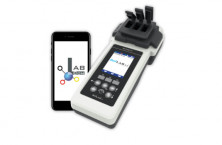 Poollab® photometer: 3 parallel measuring chambers and wifi connexion