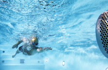 Evastream swimming system against the current by EVA OPTIC