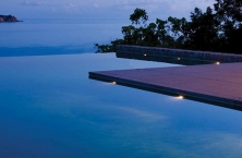 La nouvelle gamme LumiPlus Flexi,une solution LEDS universelle pour toutes les piscines